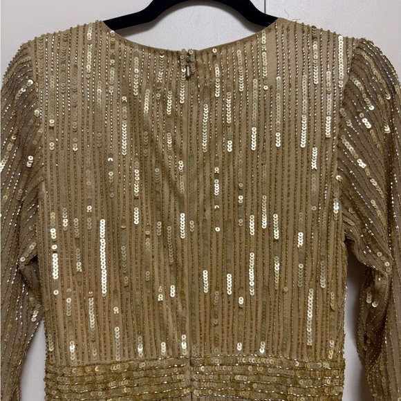 NWT | Mac Duggal 4977 Taupe Gold Sequined V Neck Sleeve A Line Gown Size 4 - Picture 14 of 14